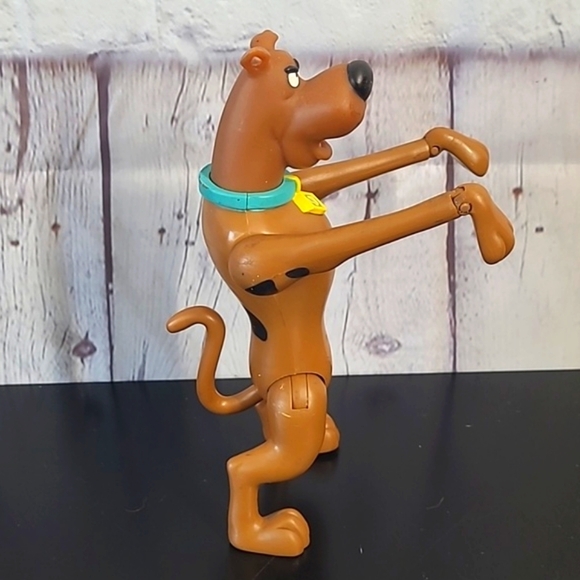 Vintage Y2K Hanna-Barbera Scooby-Doo  Zombie Scooby Poseable Action Figure Toy - Picture 12 of 17